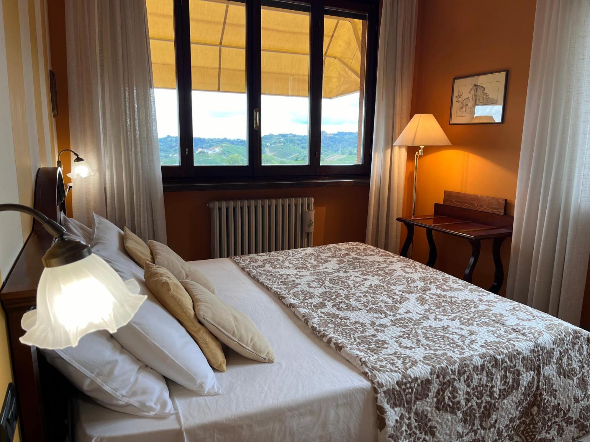 Belvedere Bike Hotel Montà Rum bild